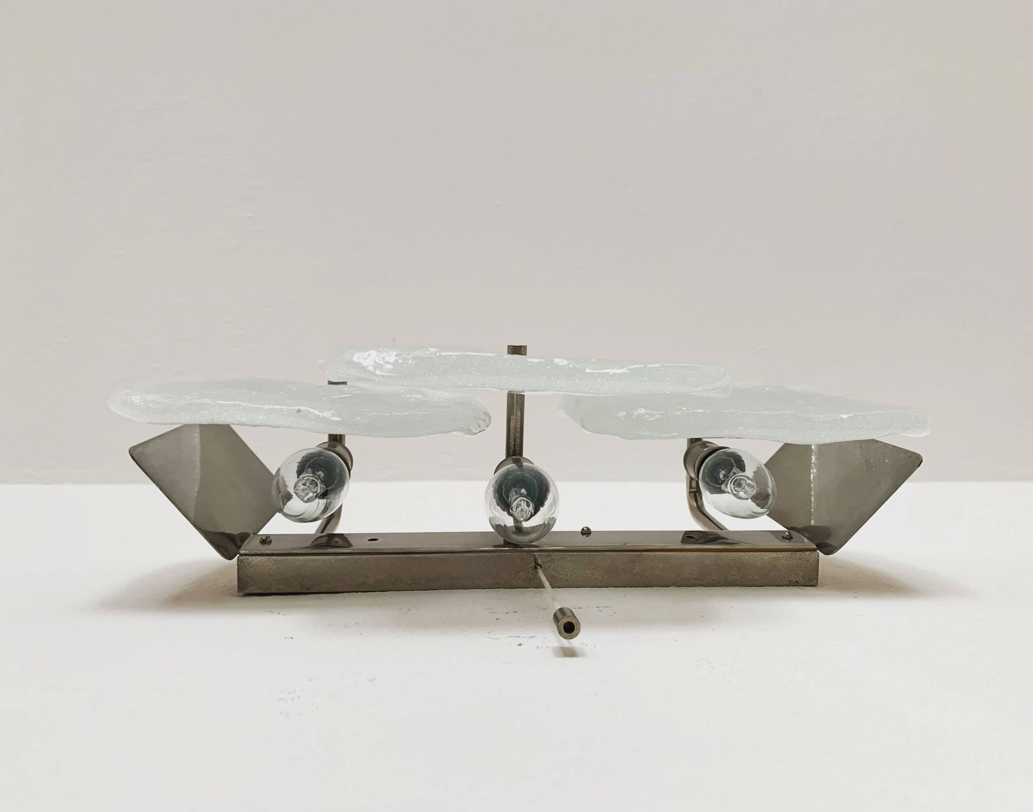 Lampe murale en verre de glace par J.T. Kalmar