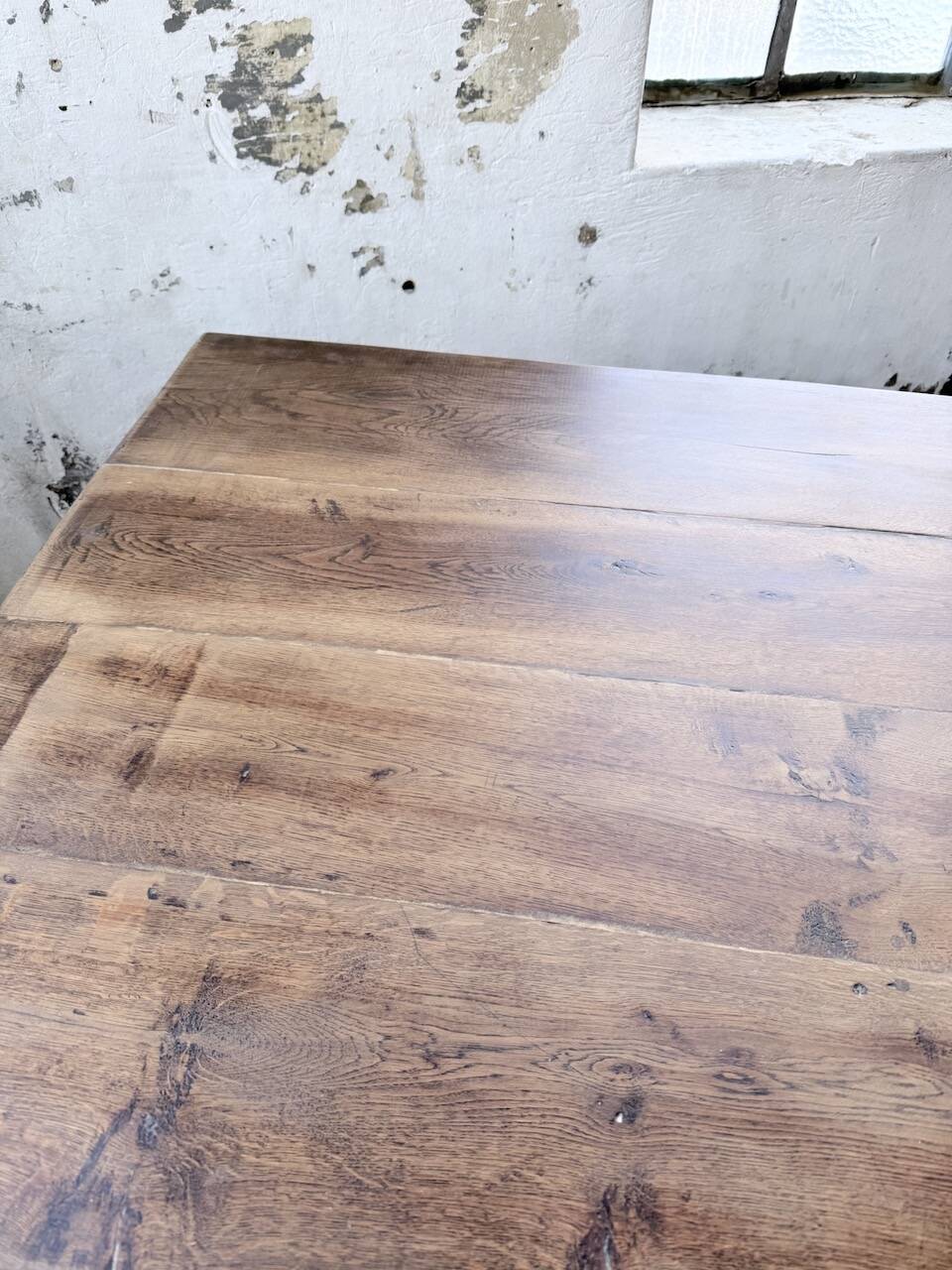 XL farmhouse table in solid oak, brutalist style, 20th century.