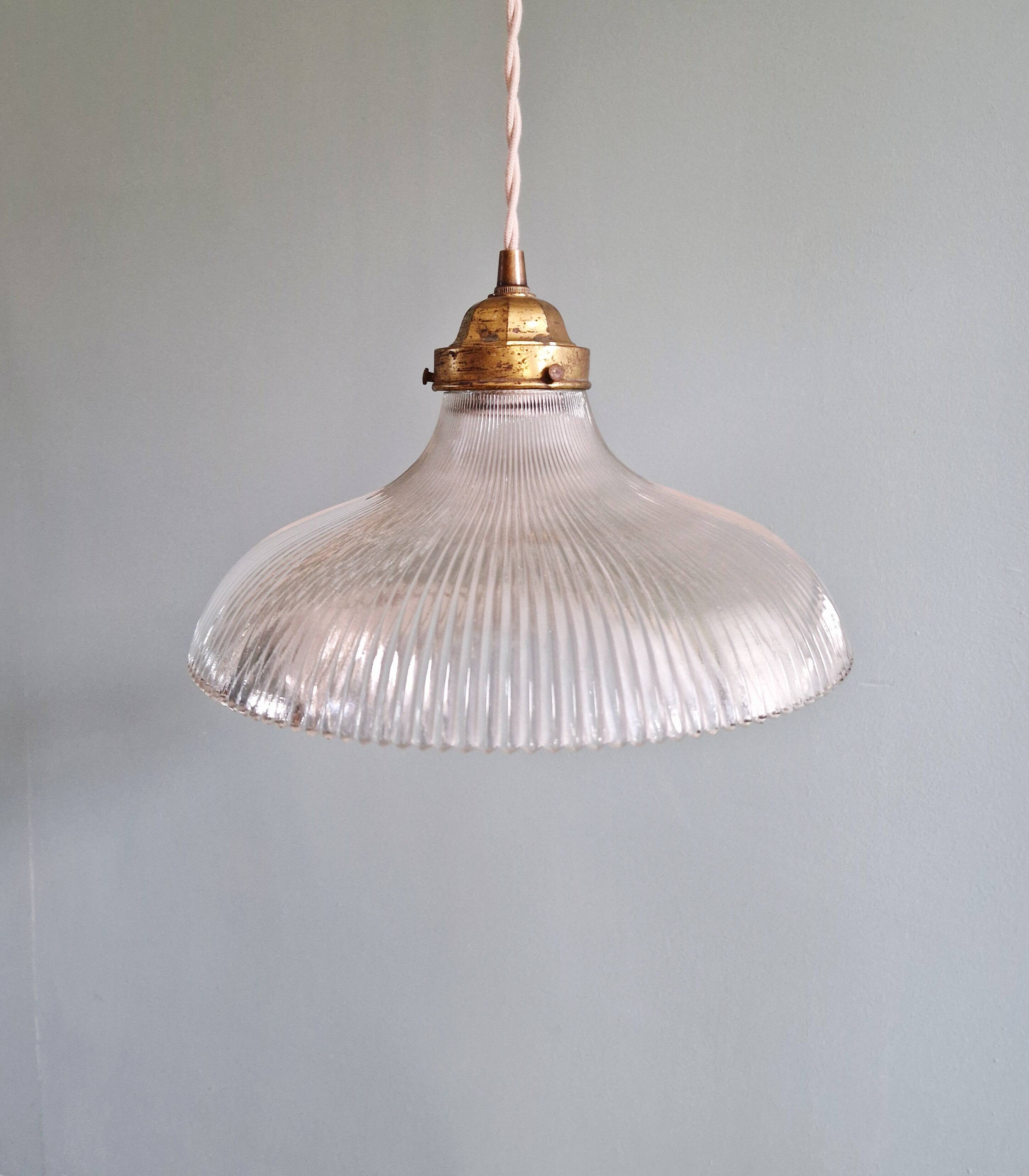 Suspension Holophane in ribbed transparent glass, 1930s