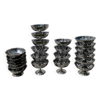 Set of 22 stainless steel cups