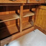 Compass feet sideboard