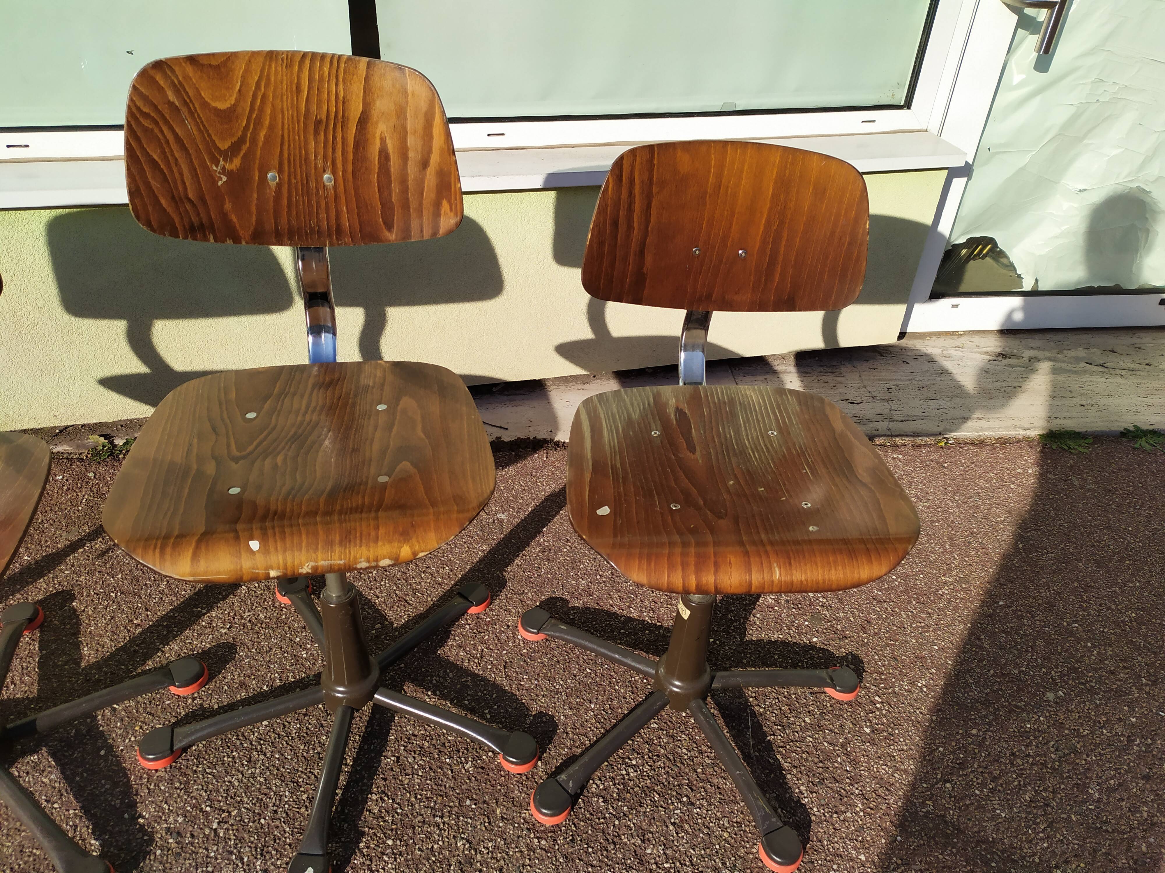 Set of 6 adjustable workshop pfaff chairs swivel sewing