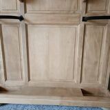 Entrance hall, renovated Art Deco coat rack