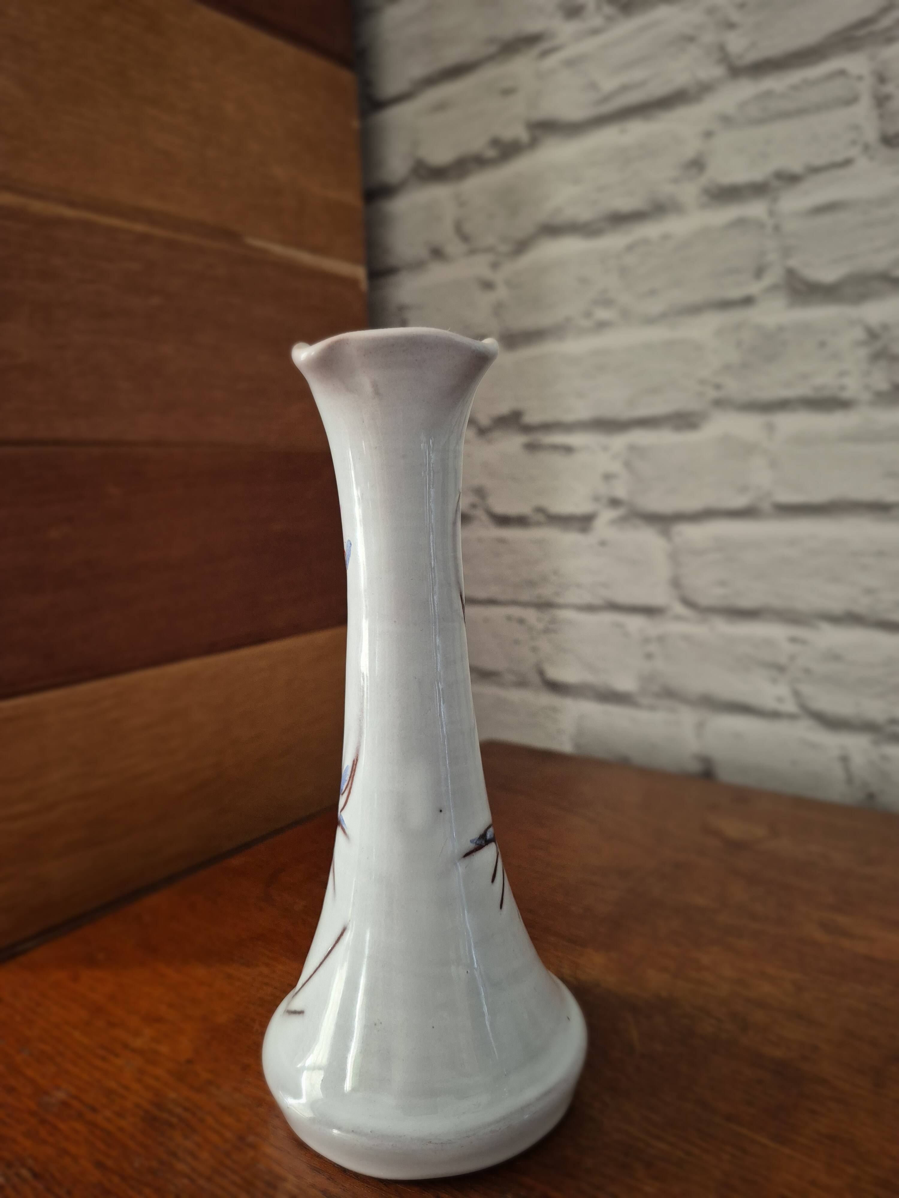 Vintage 60s thistle vase