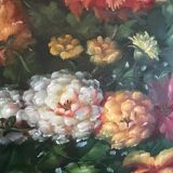 Table bouquet of flowers