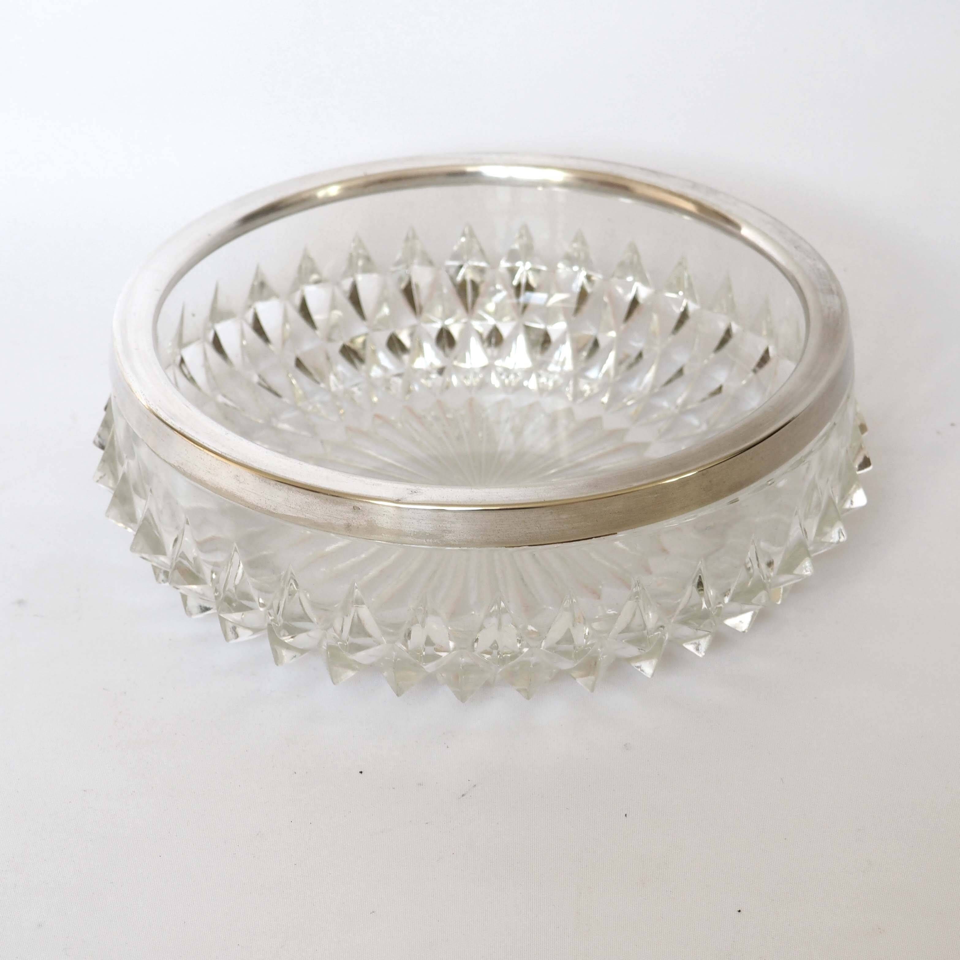 Silver rimmed glass empty pocket