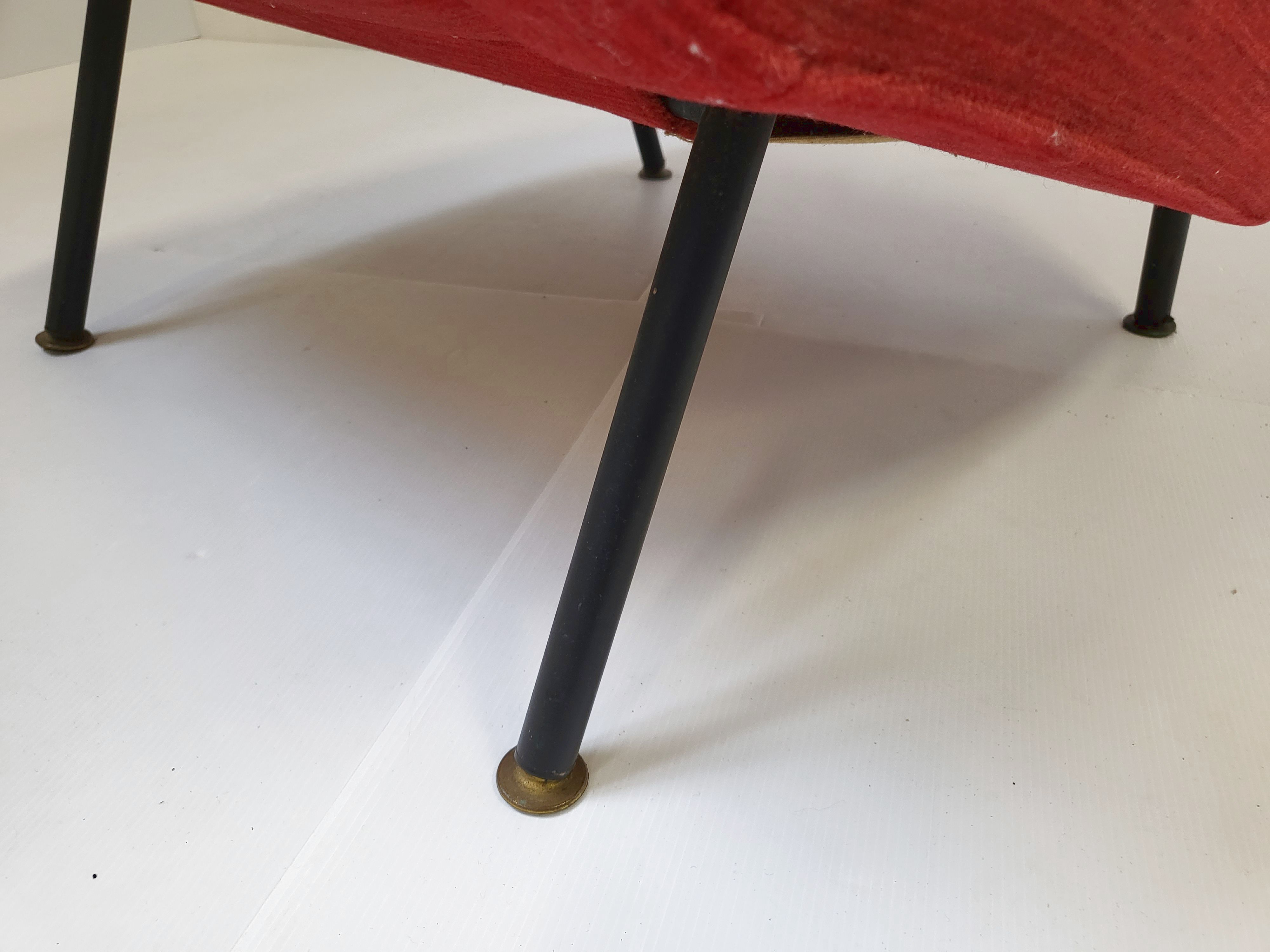 Vintage 1950 armchair