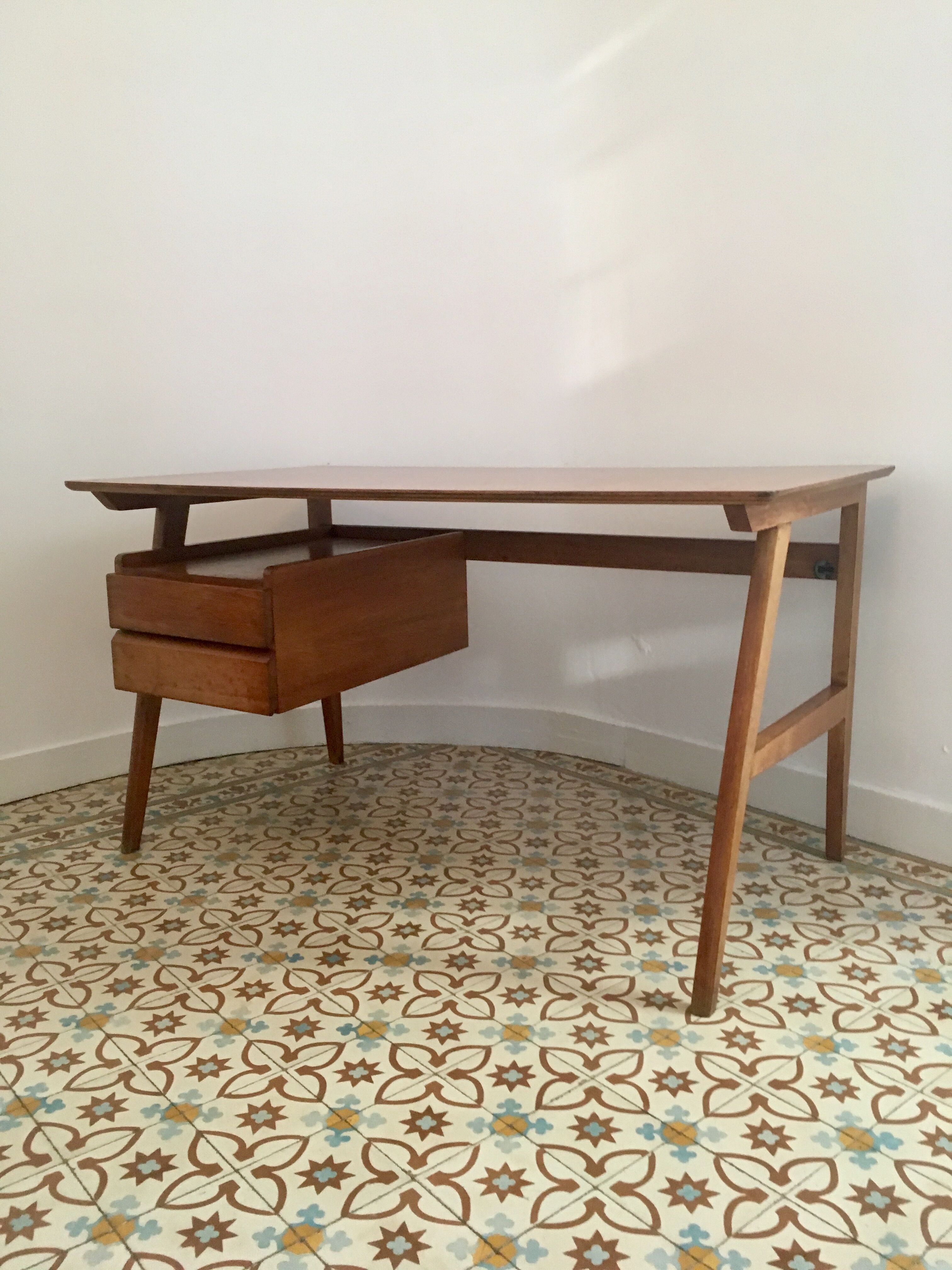Desk feet compass, 1960