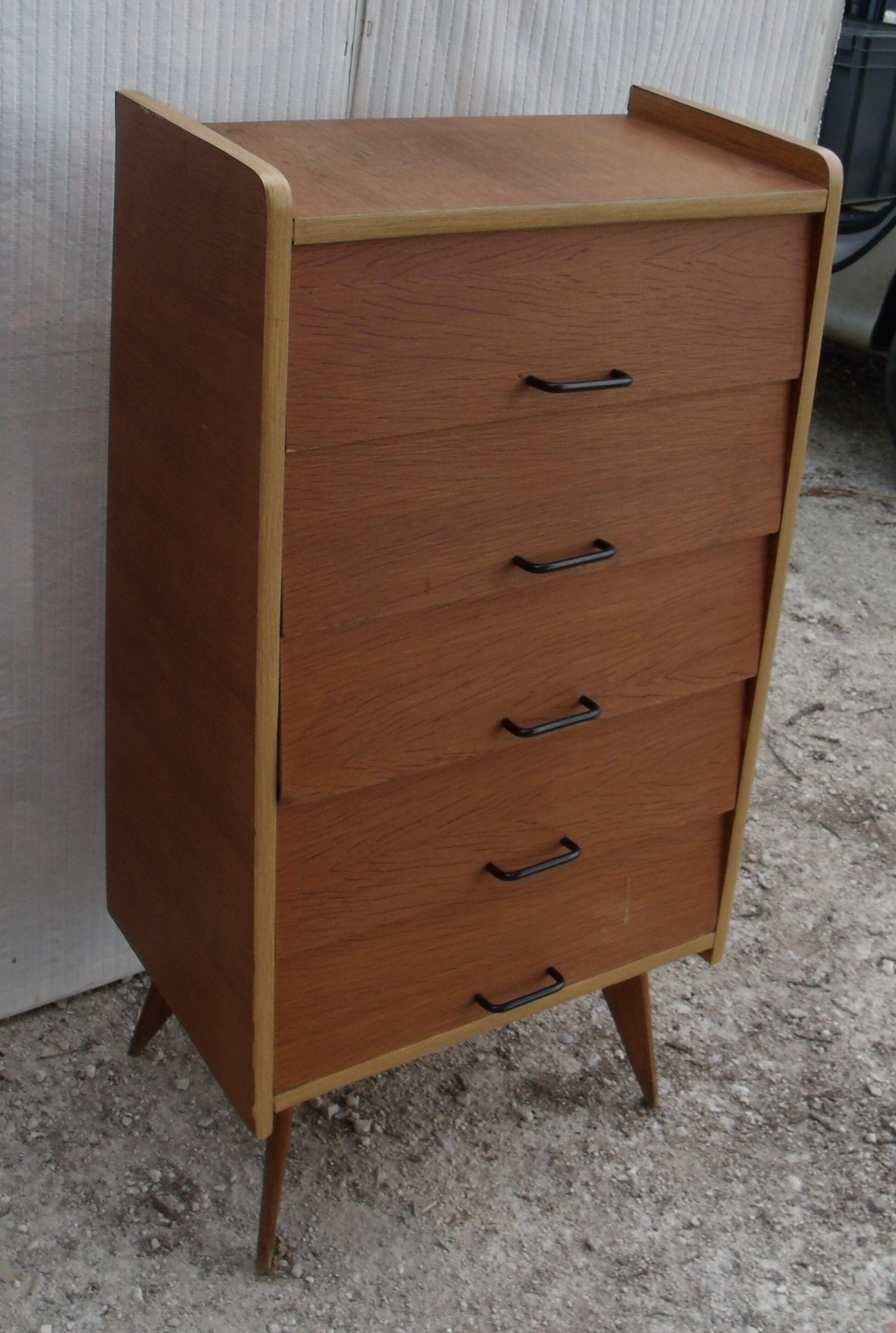 Vintage chiffonnier 1950 feet compass