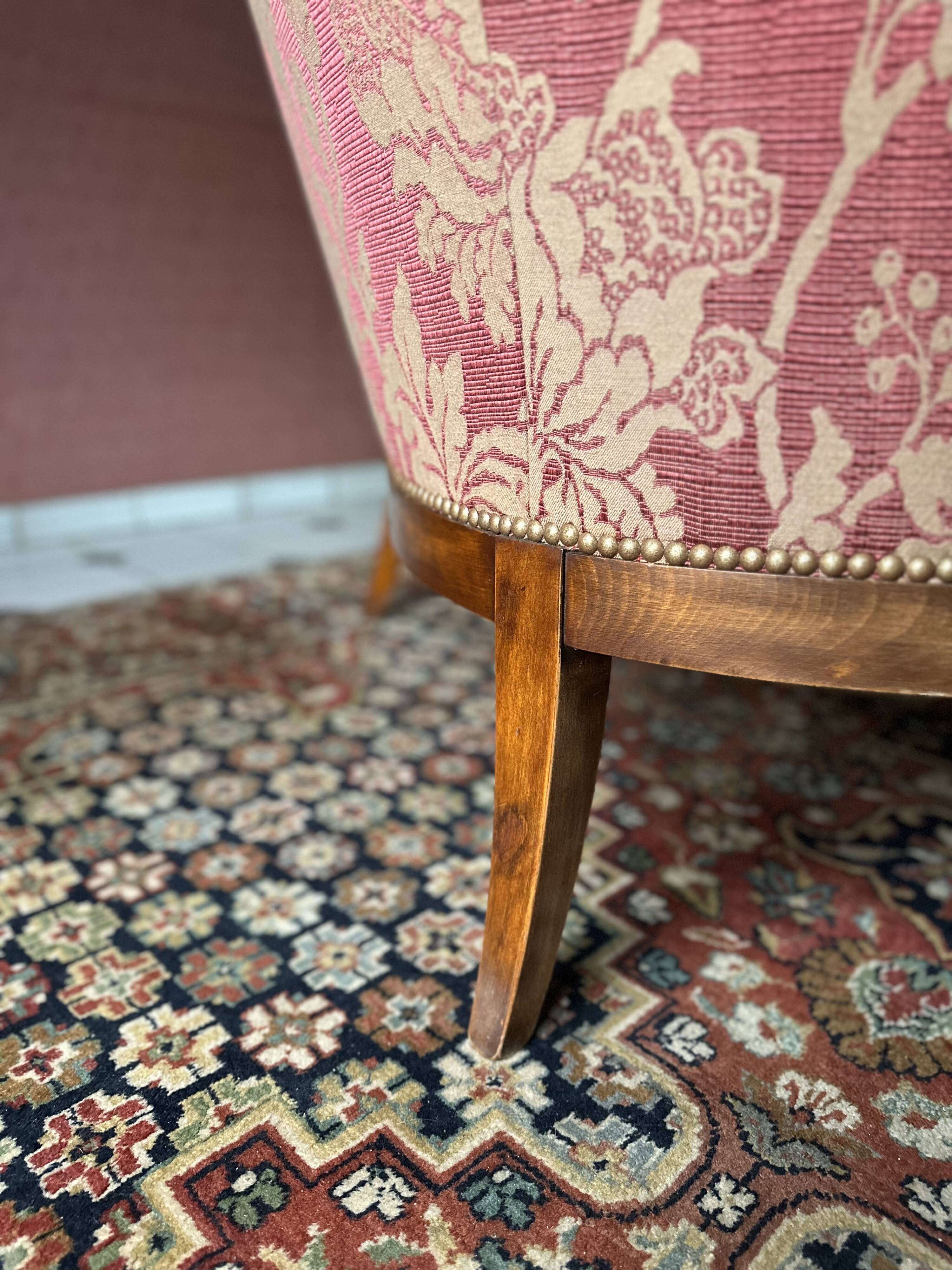 Set of Louis XVI style basket benches, 2 and 3 seats