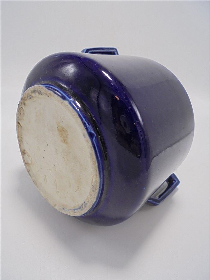 Art Deco style pot