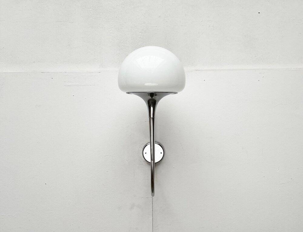 Mid-century Italian wall light by Goffredo Reggiani for Reggiani, 1960s.