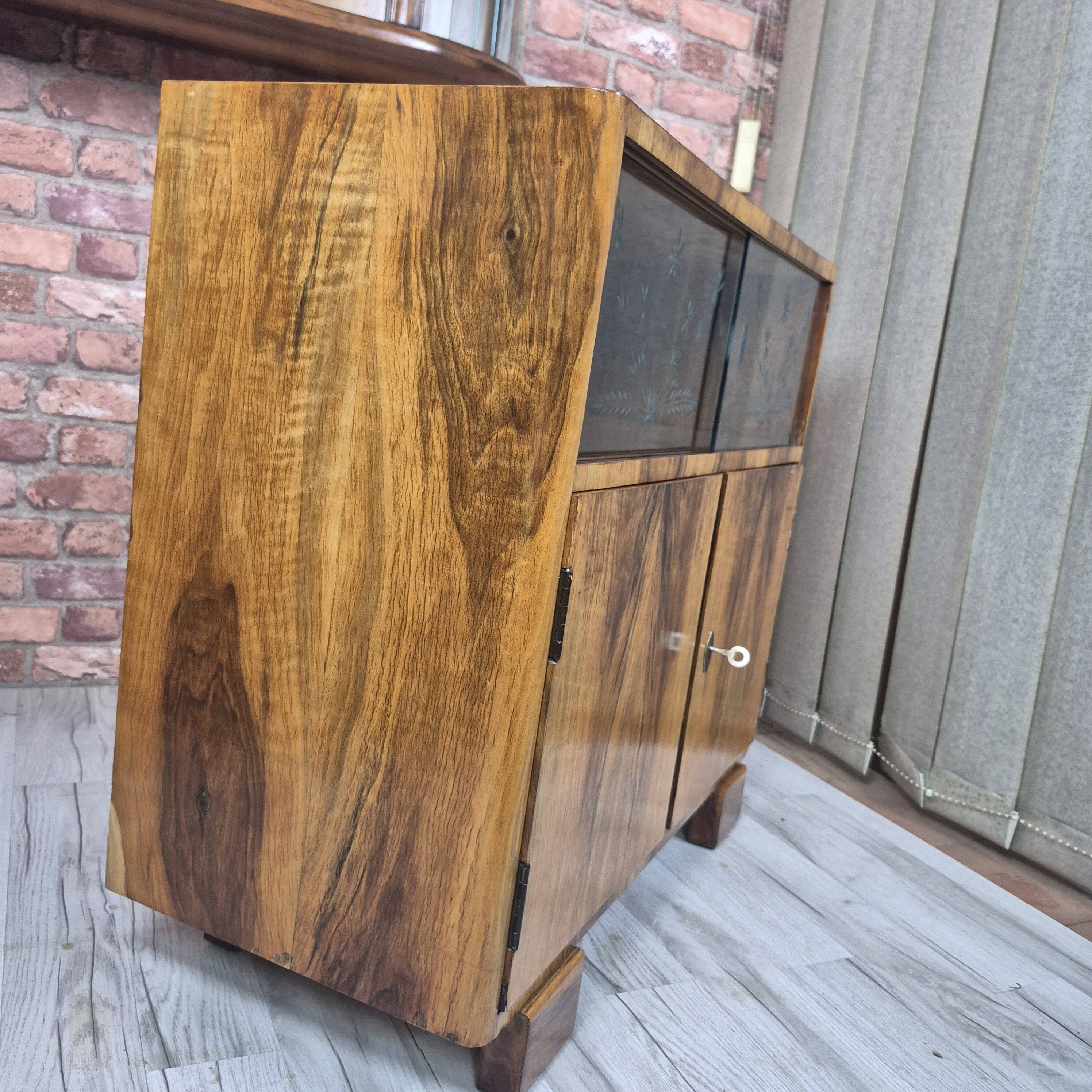 Restored Compact Art Deco Walnut Cabinet with Engraved Glass 1930s