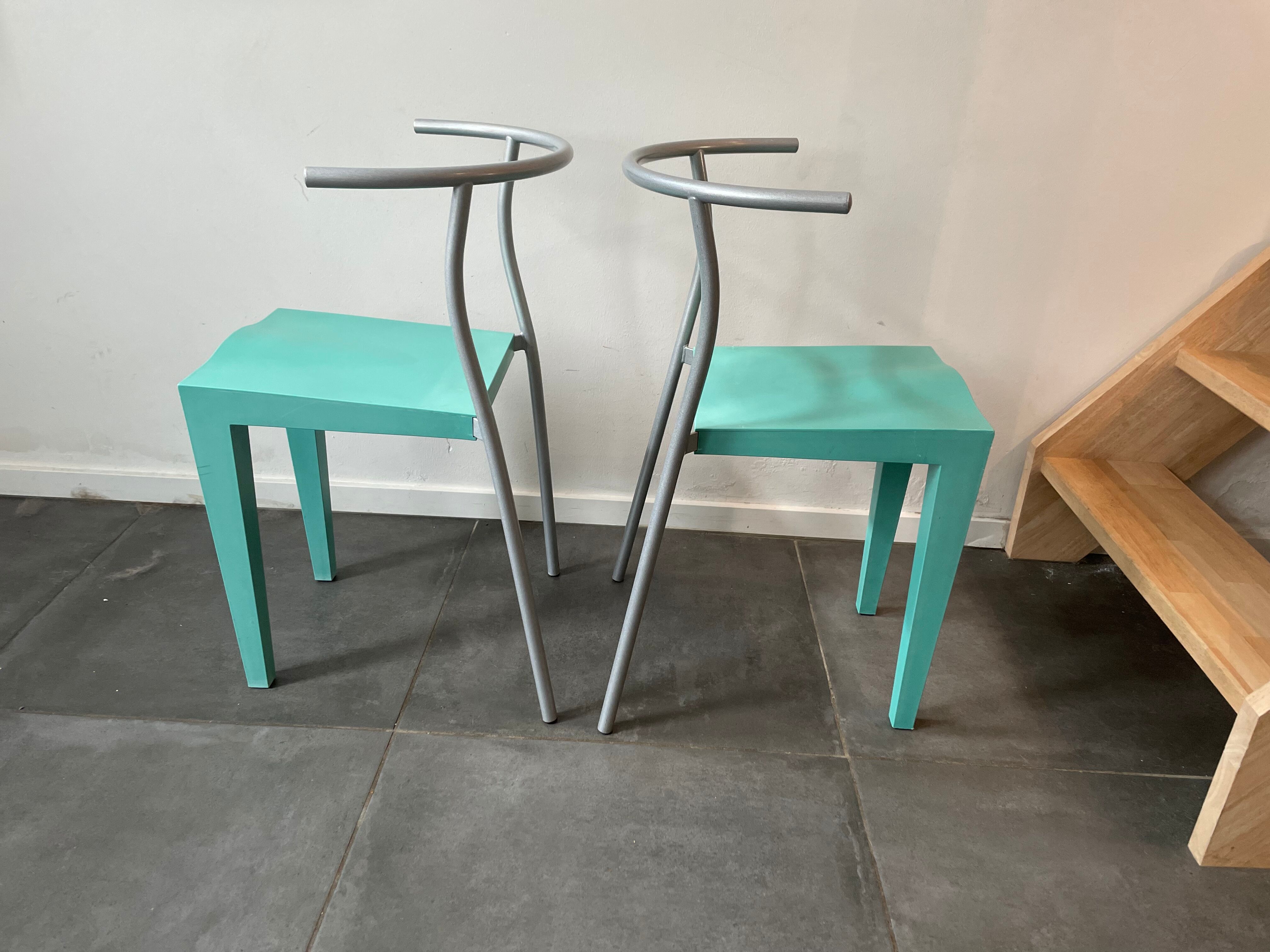 2 chaises dr glob de Philippe starck pour Kartell, 1980s