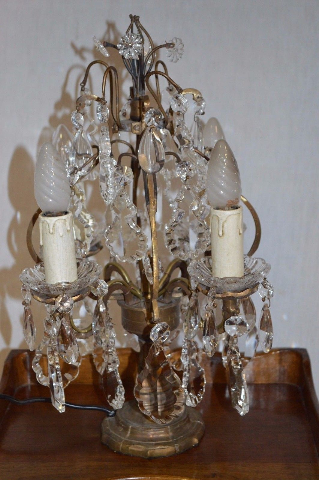 Bronze girandole with tassels