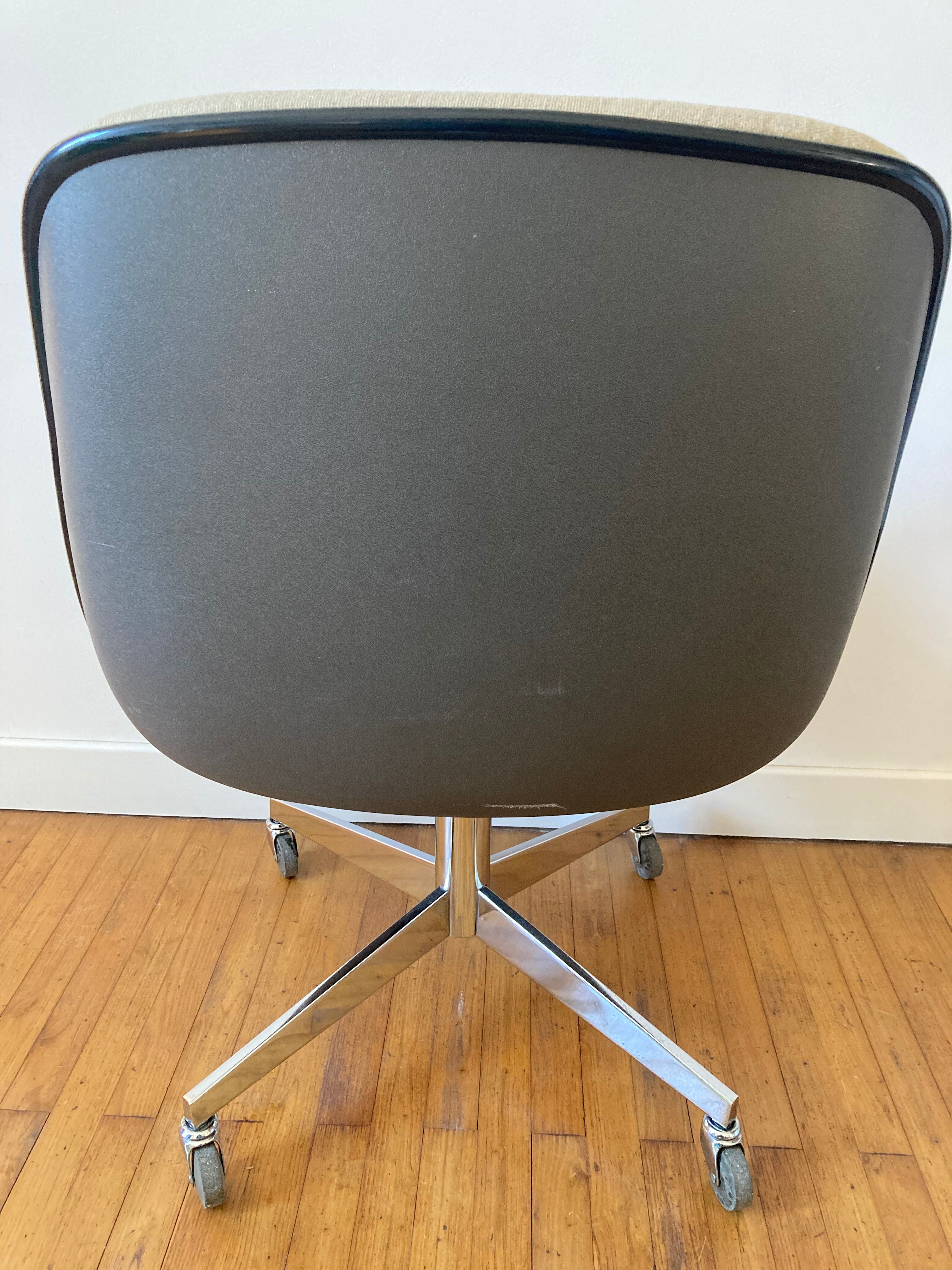 Randall Buck 451 Chair