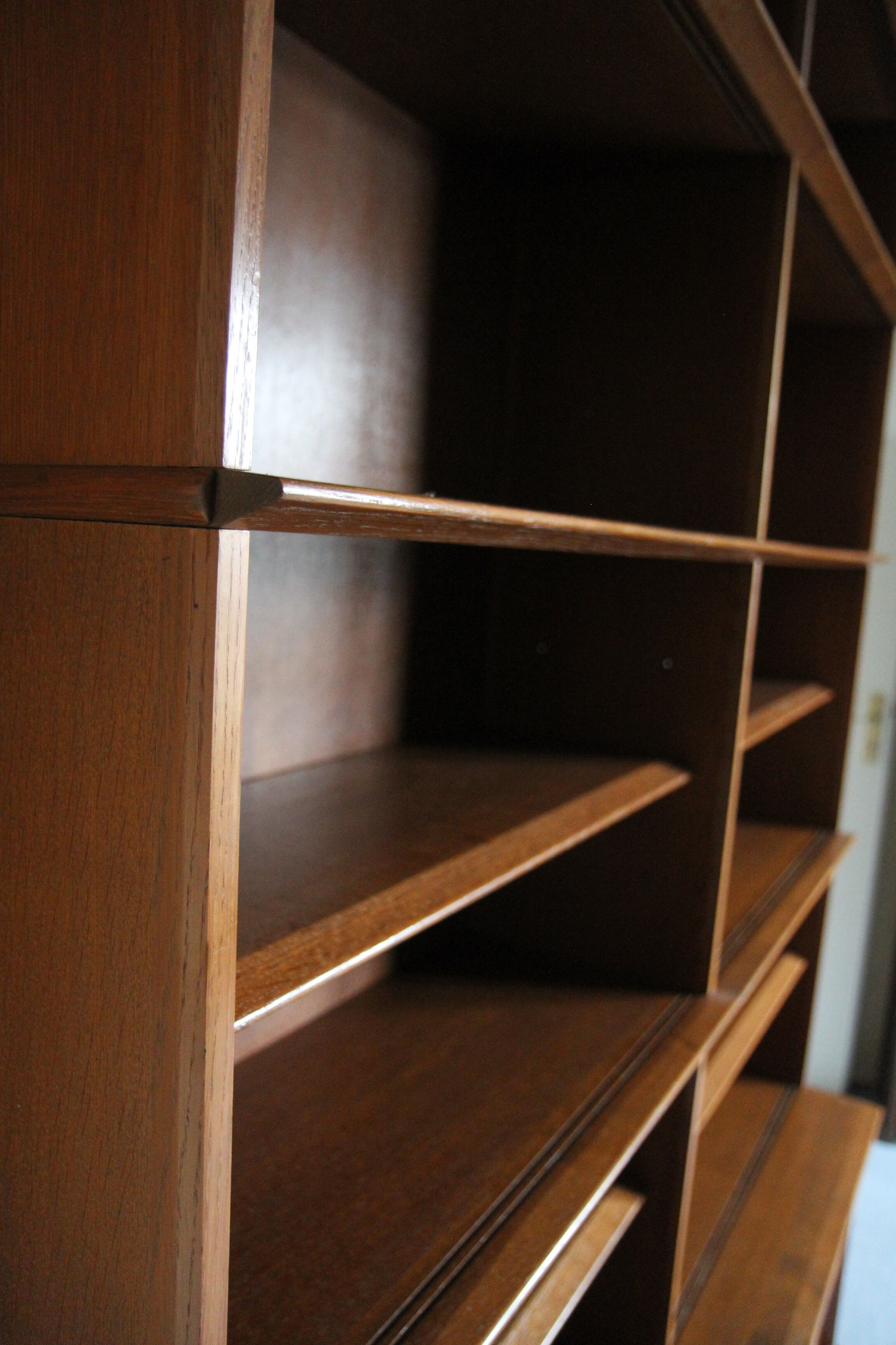 Oscar oak bookcase early 1950s