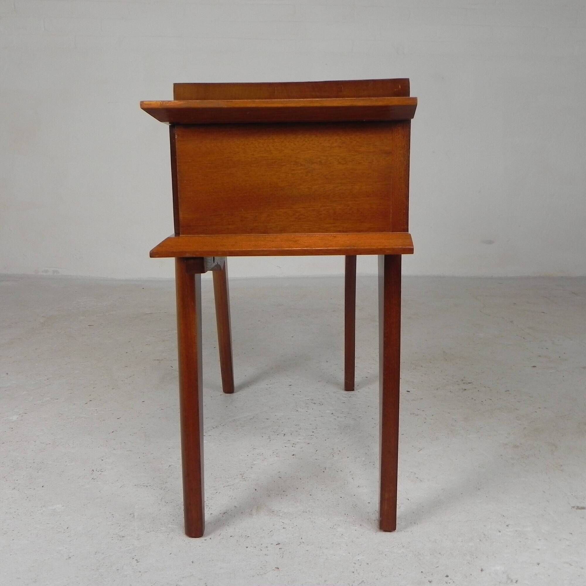 Table de chevet vintage en teck, années 1960