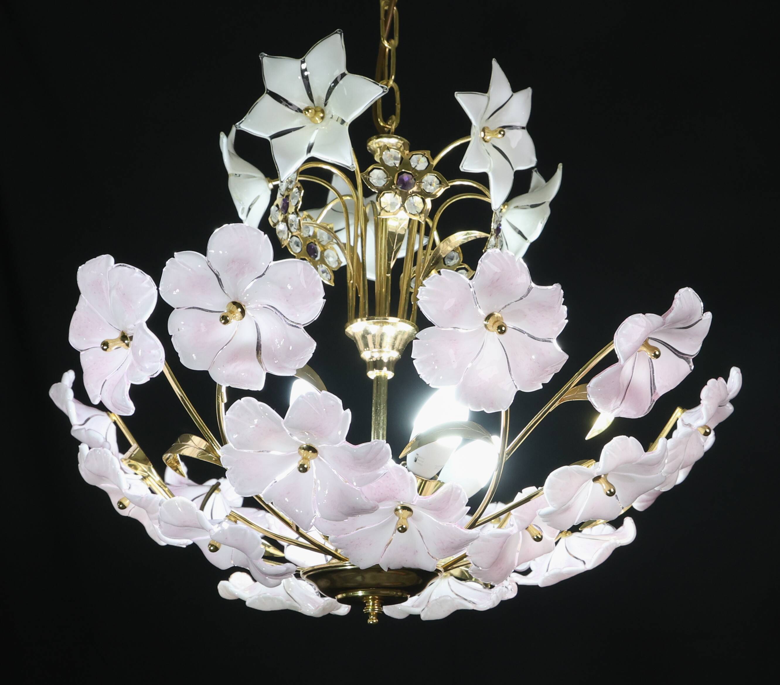 Charming Murano Vintage Chandelier White and Pink Flowers