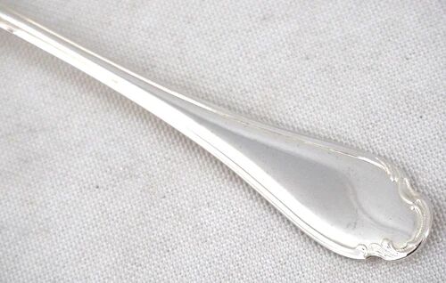 Christofle Pompadour, 12 oyster forks, silver-plated, perfect condition.