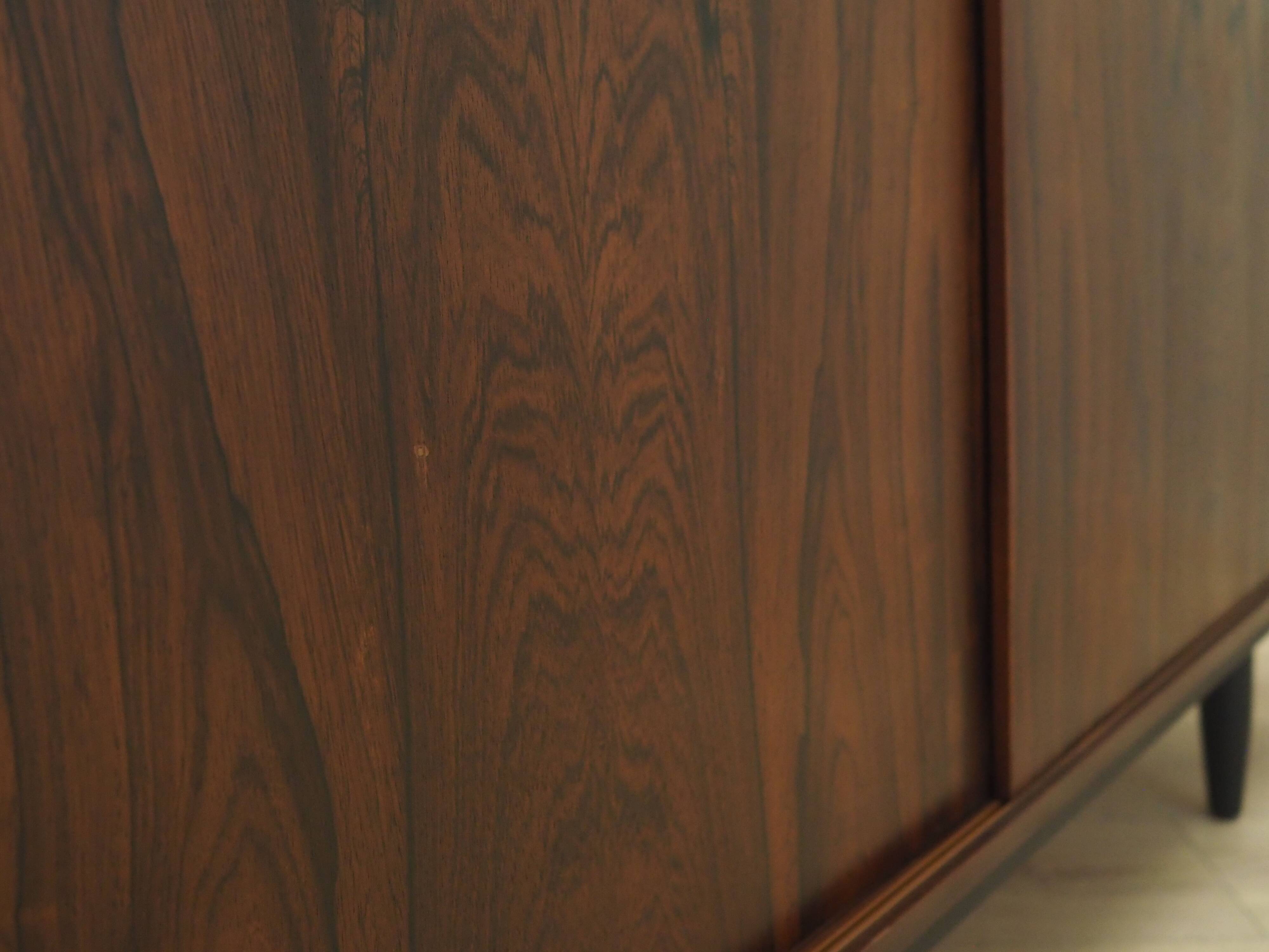 Rosewood cabinet, Danish design, 1970s, manufacturer: Farsø Møbelfabrik