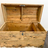 Old trunk restored in wood and zinc rounded top