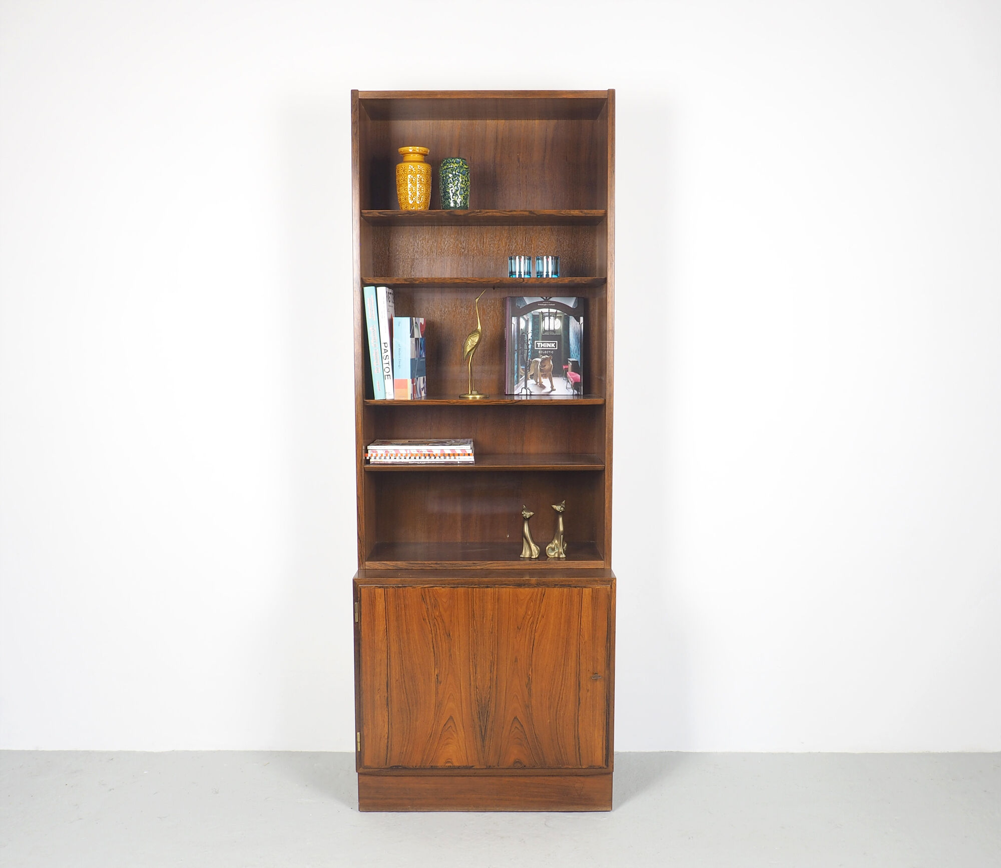 Small vintage rosewood bookcase by Carlo Jensen for Hundevad, 1960's