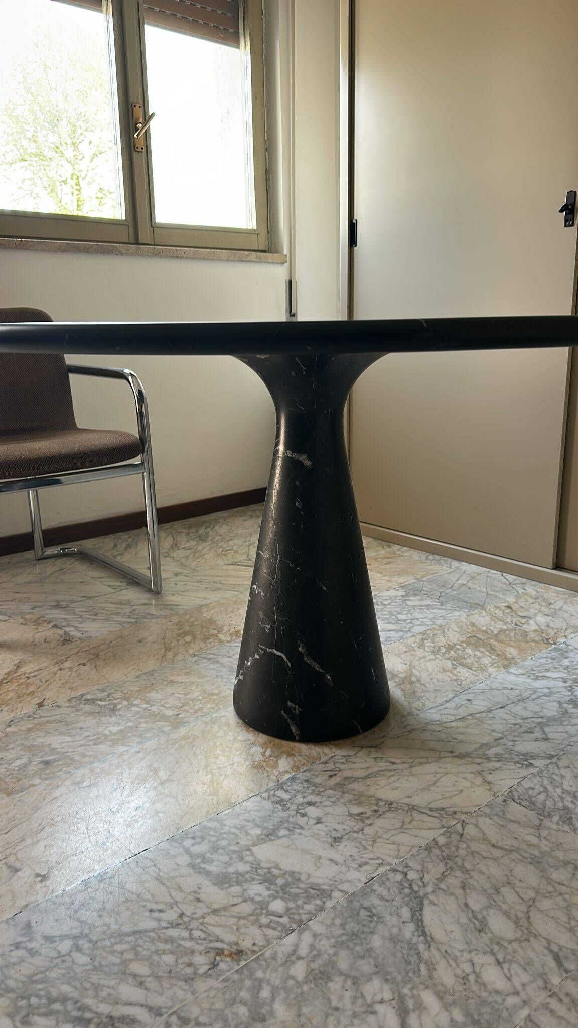Angelo Mangiarotti M1 dining table Nero Marquina marble 130cm