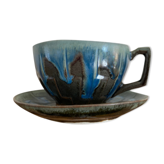 Cup with relief, Denbac ca 1930