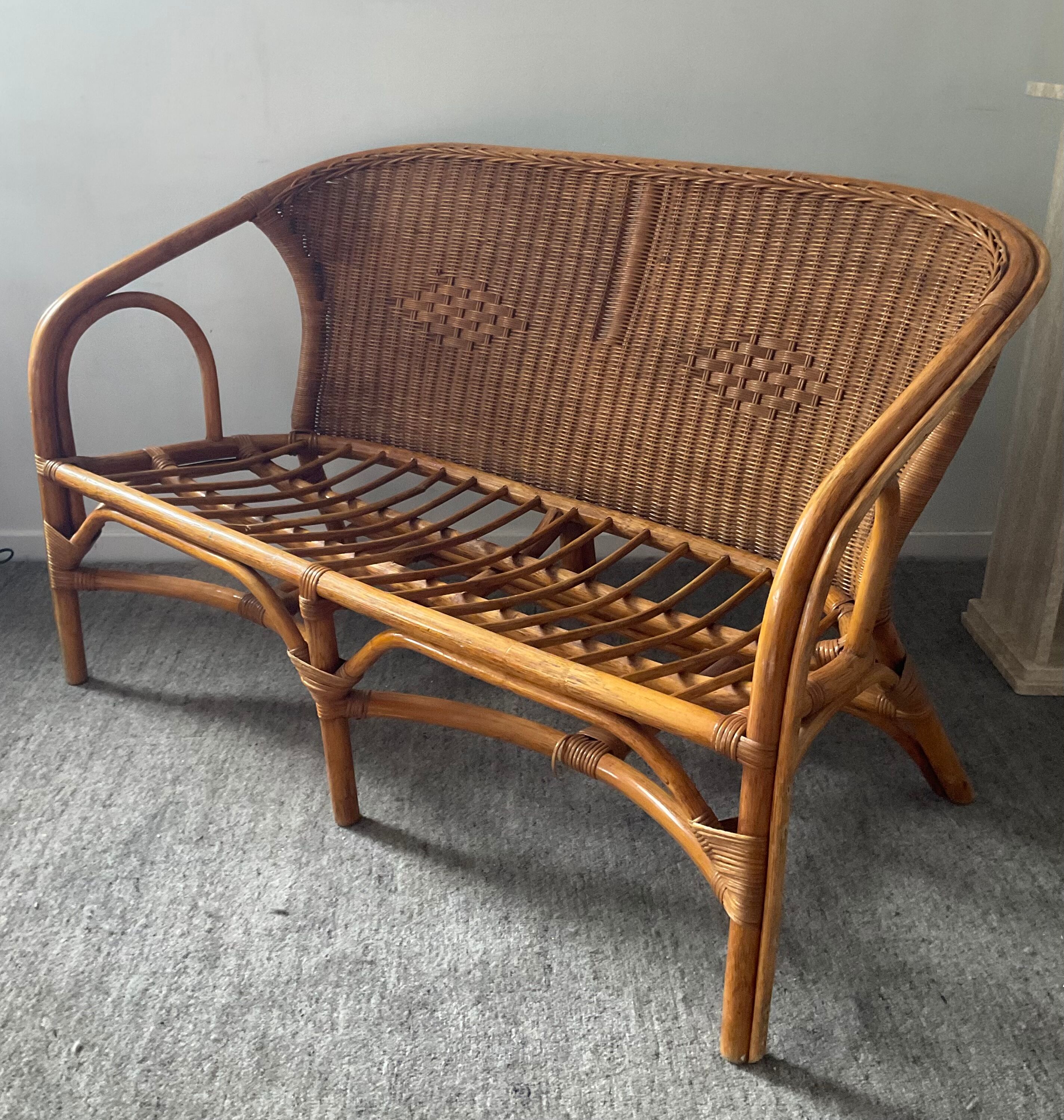 Vintage rattan sofa 60s-70s