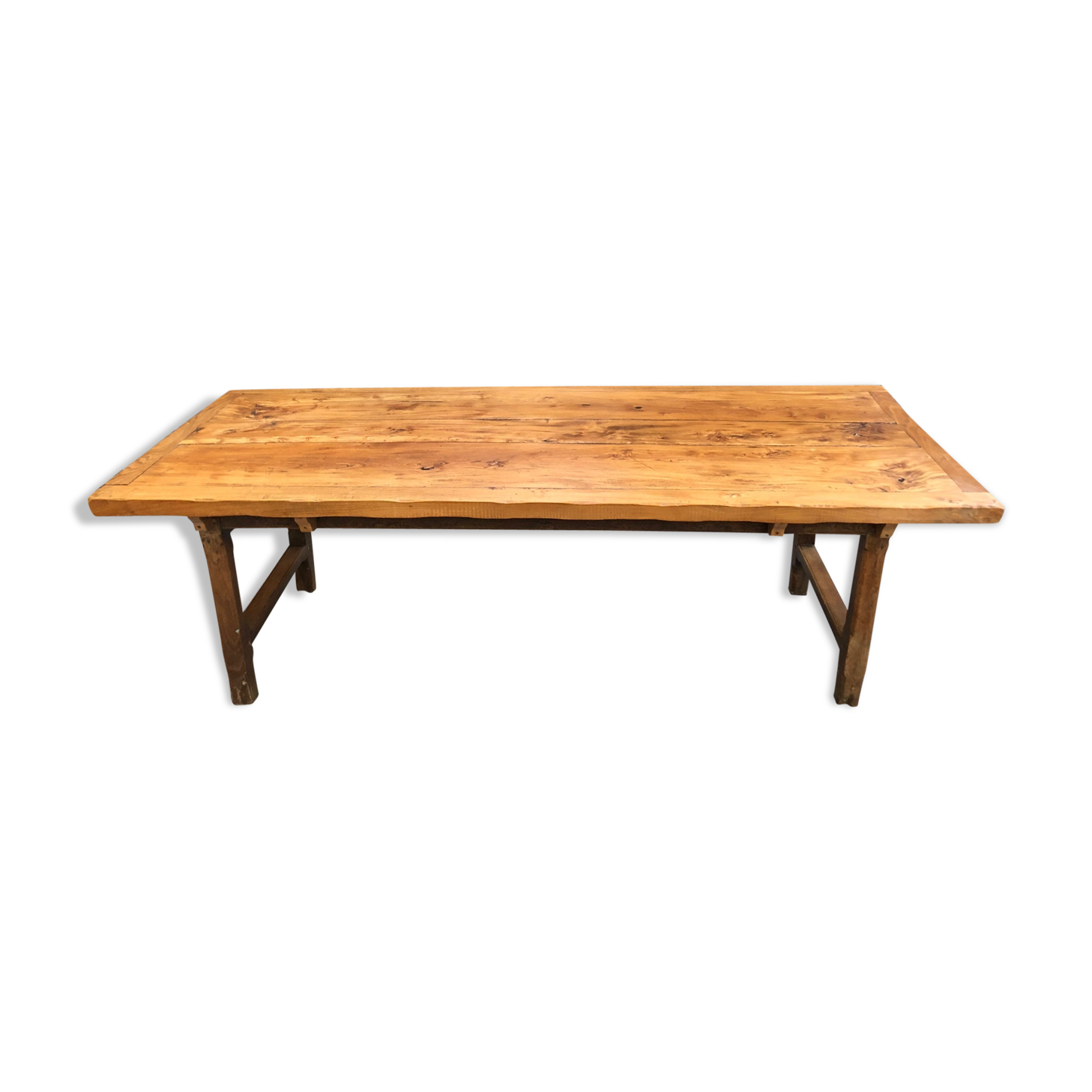 Old farm set massive Elm table