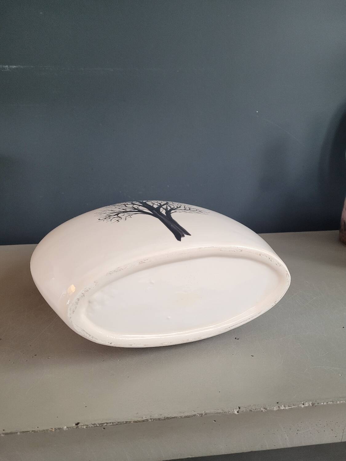 Large single-flower lentil vase