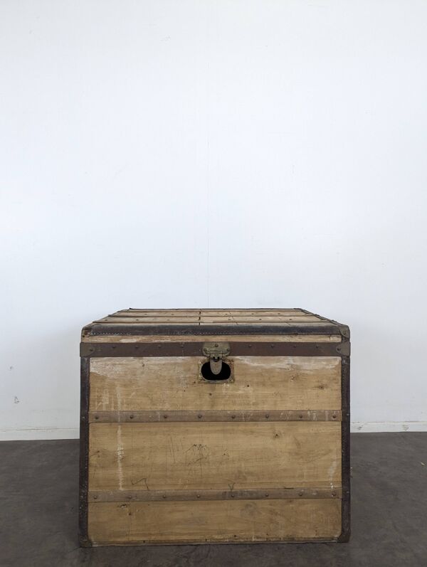 Malle de voyage en bois