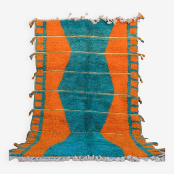 Tapis marocain berbère vert et orange moderne