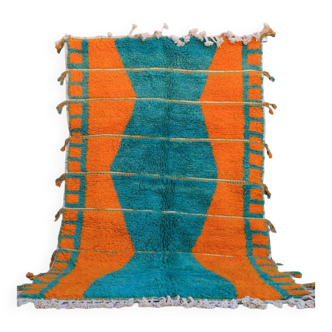 Tapis marocain berbère vert et orange moderne