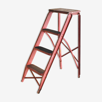 Metal ladder 50s
