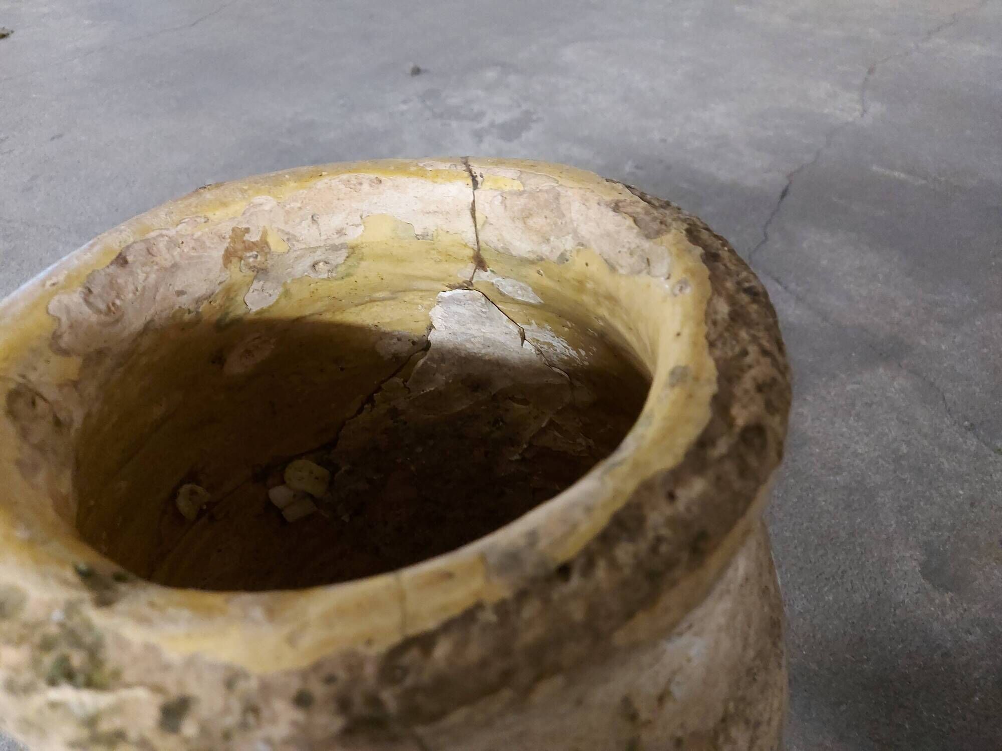 Poterie en terre vernissée