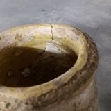 Pottery in glazed