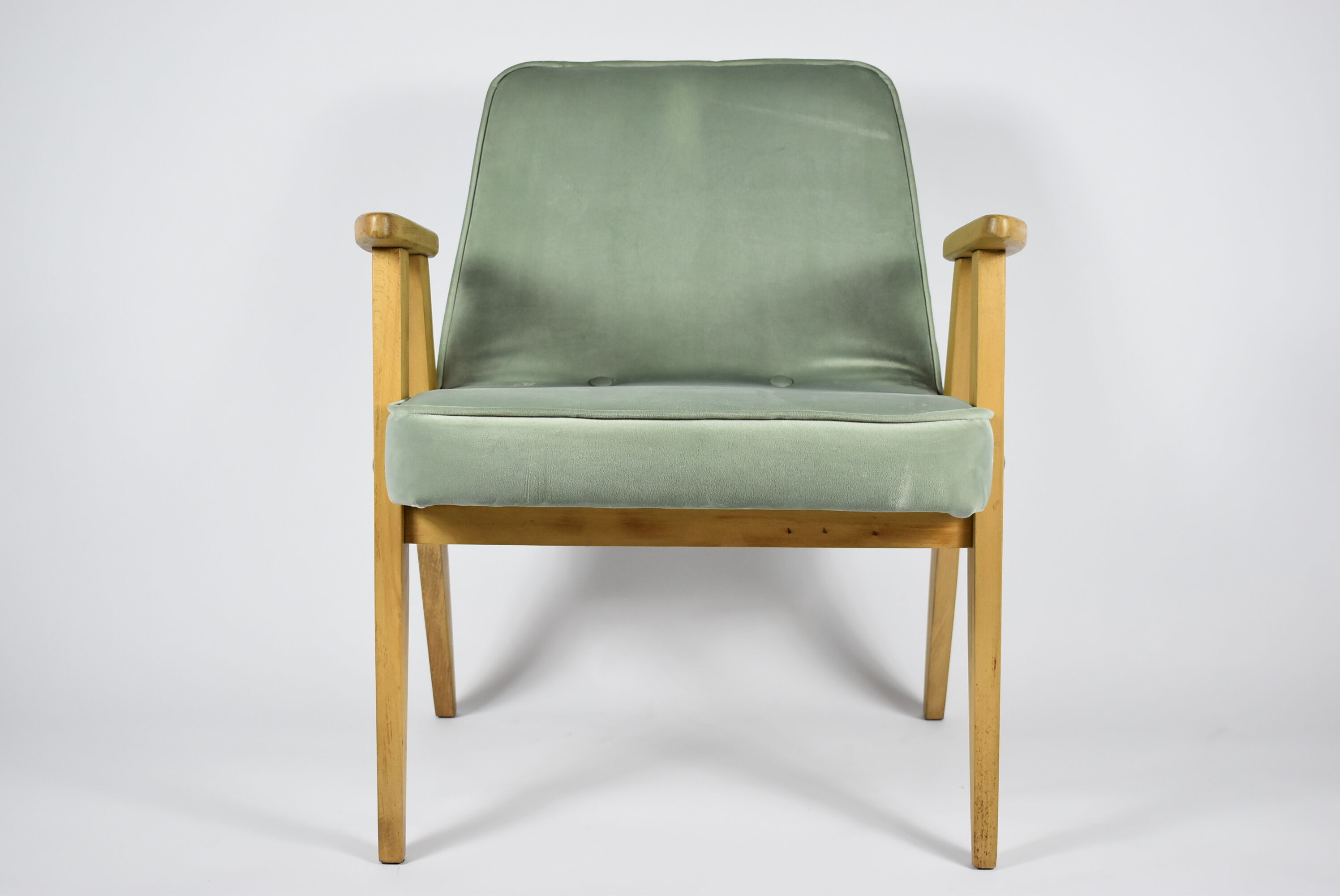 Classic Polish Vintage Armchair, model 366 designed by J. Chierowski, 1960, olive velvet, oak wood