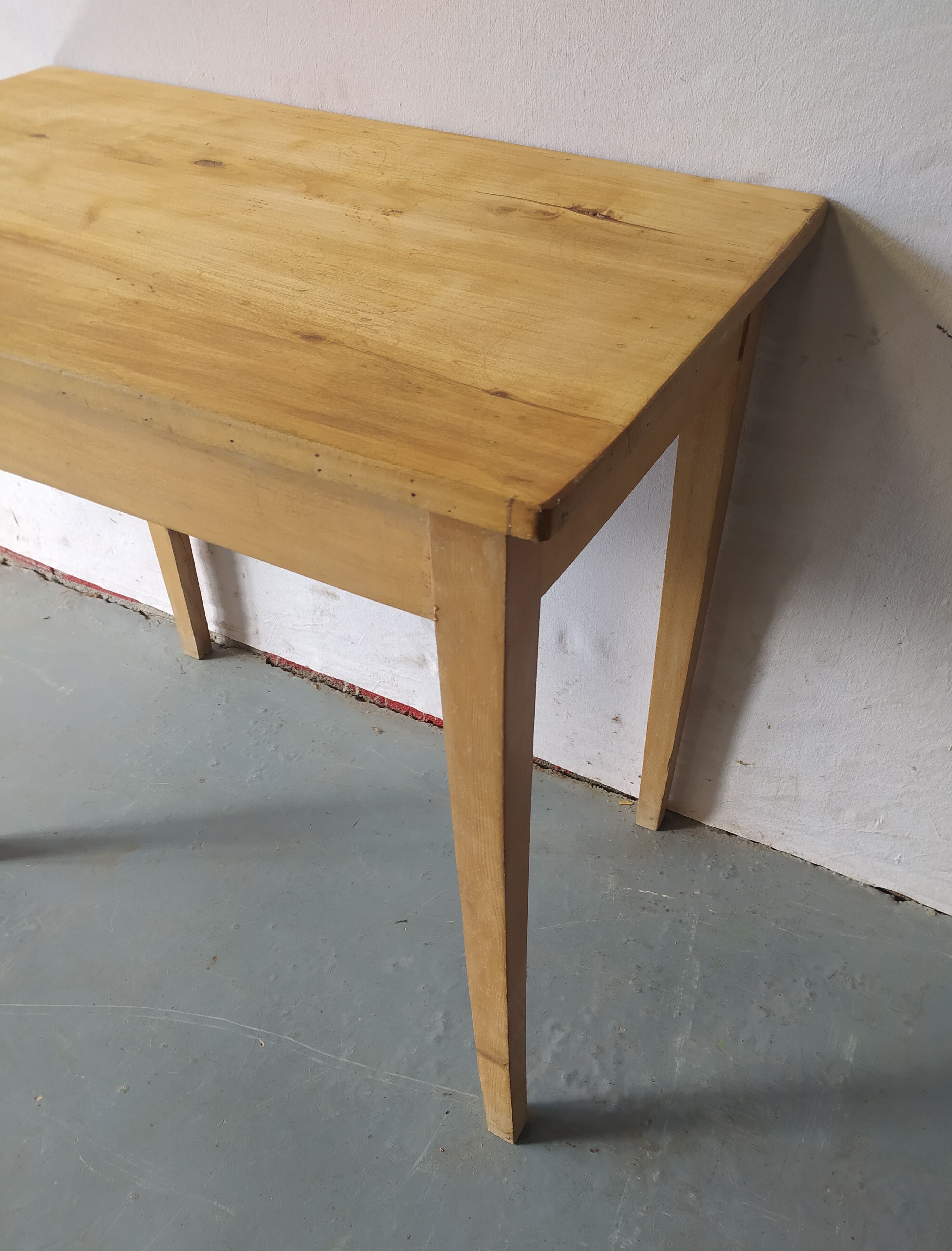 Table de cuisine bois brut