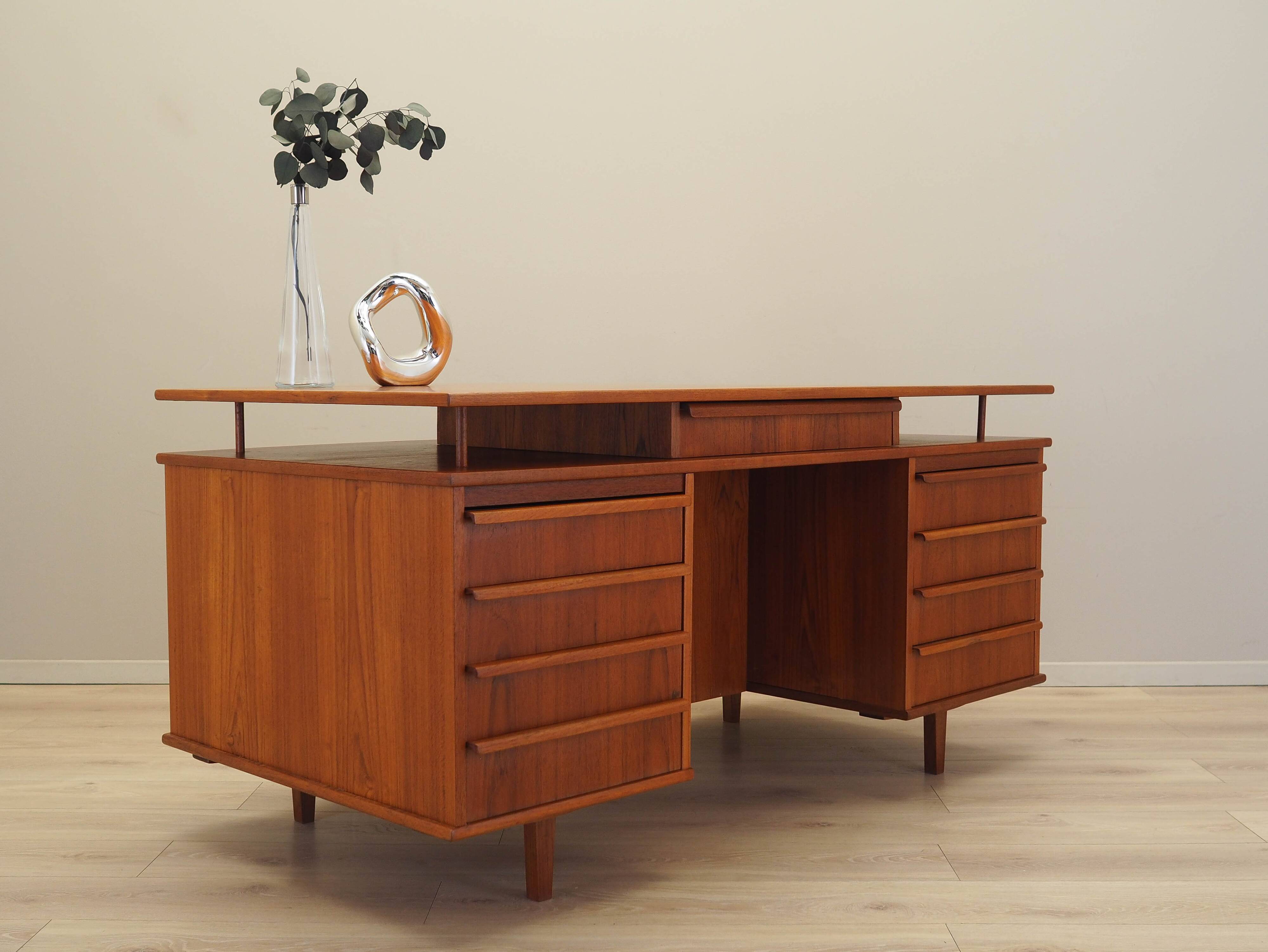 Teak desk, Danish design, 1970s, manufactured in Denmark