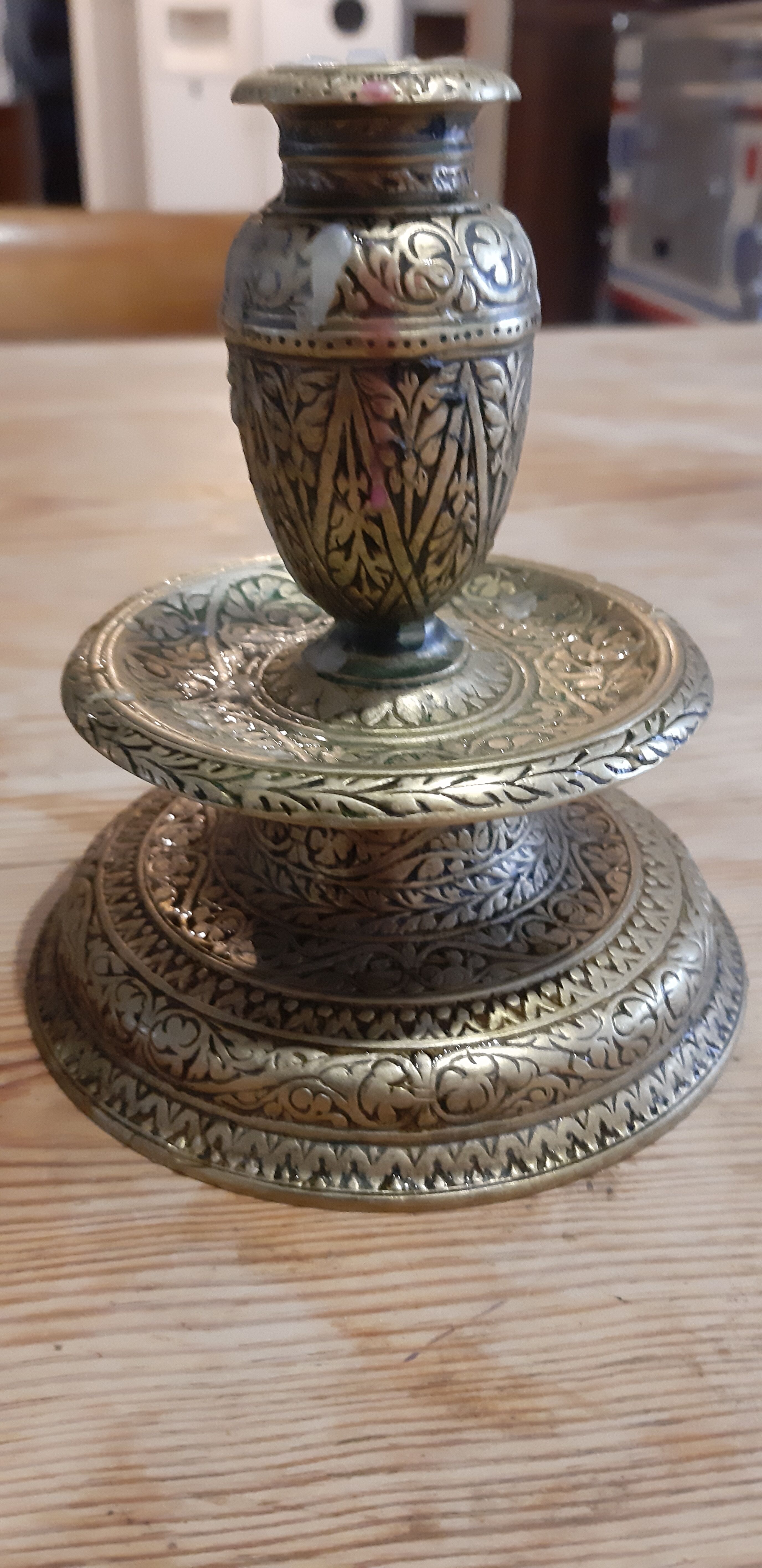 Pair of candlesticks in bronze India 19th