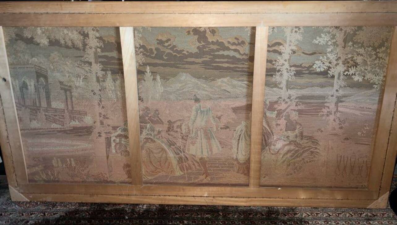 Large Aubusson Tapestry - 18th Century Gallant Scene - 200x10