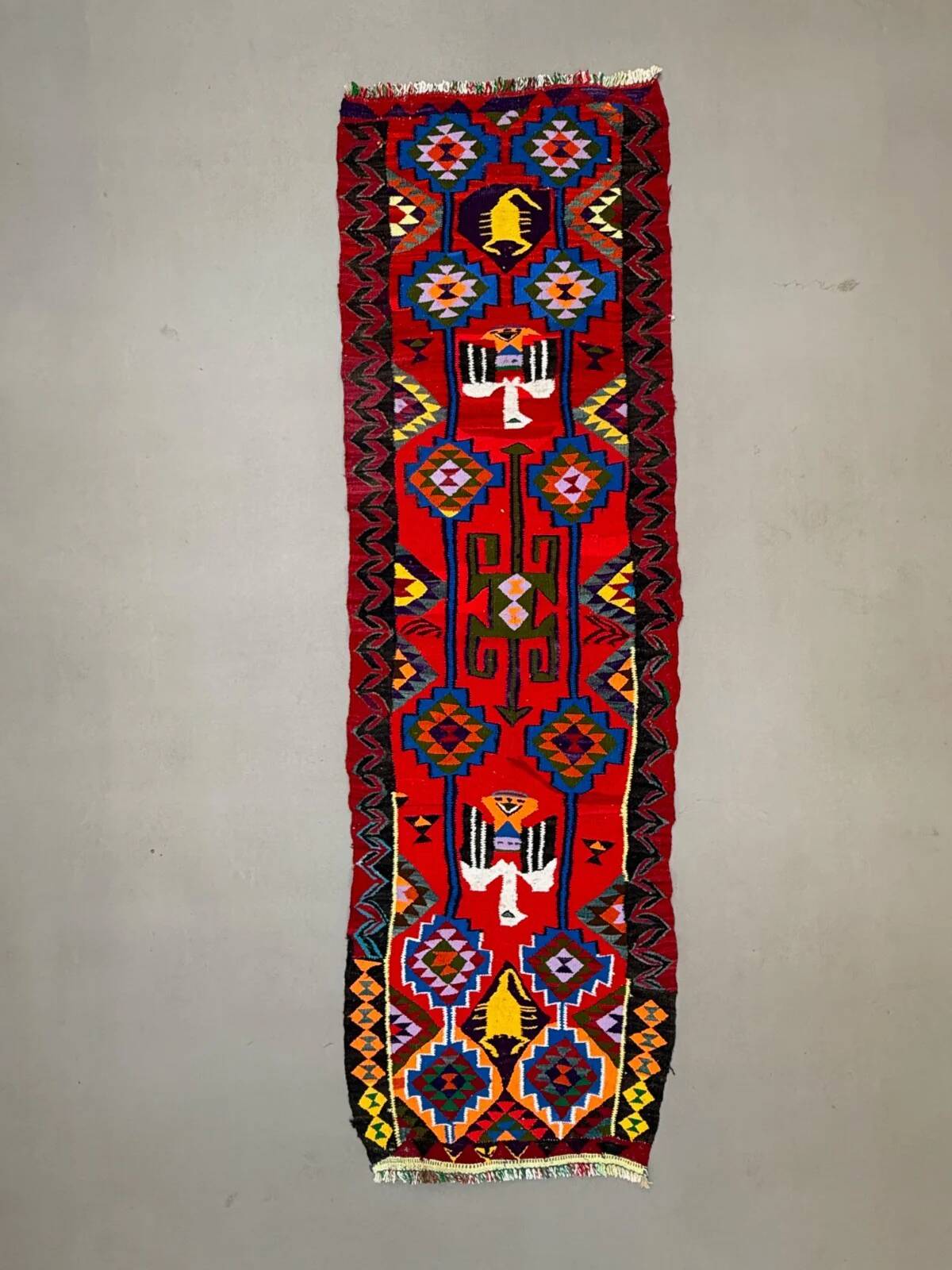 Turkish kilim runner 295x90 cm, vintage kelim rug, eagles and scorpions 2513