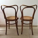 Paire de chaises bistrot anciennes signées J&J Kohn