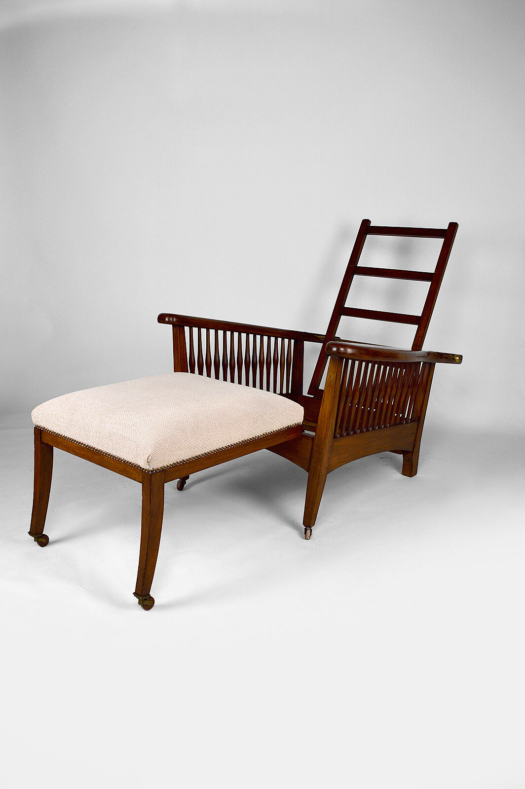 Morris Arts & Crafts armchair, United Kingdom, circa 1900