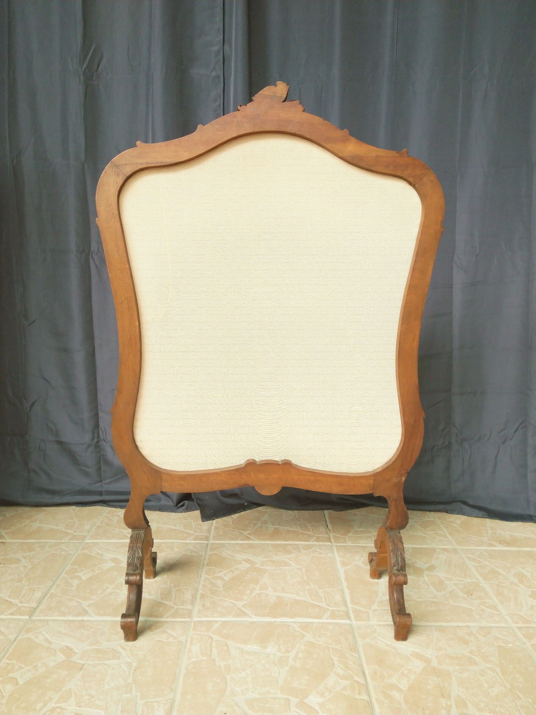 Louis XV Rocaille style firewall in walnut