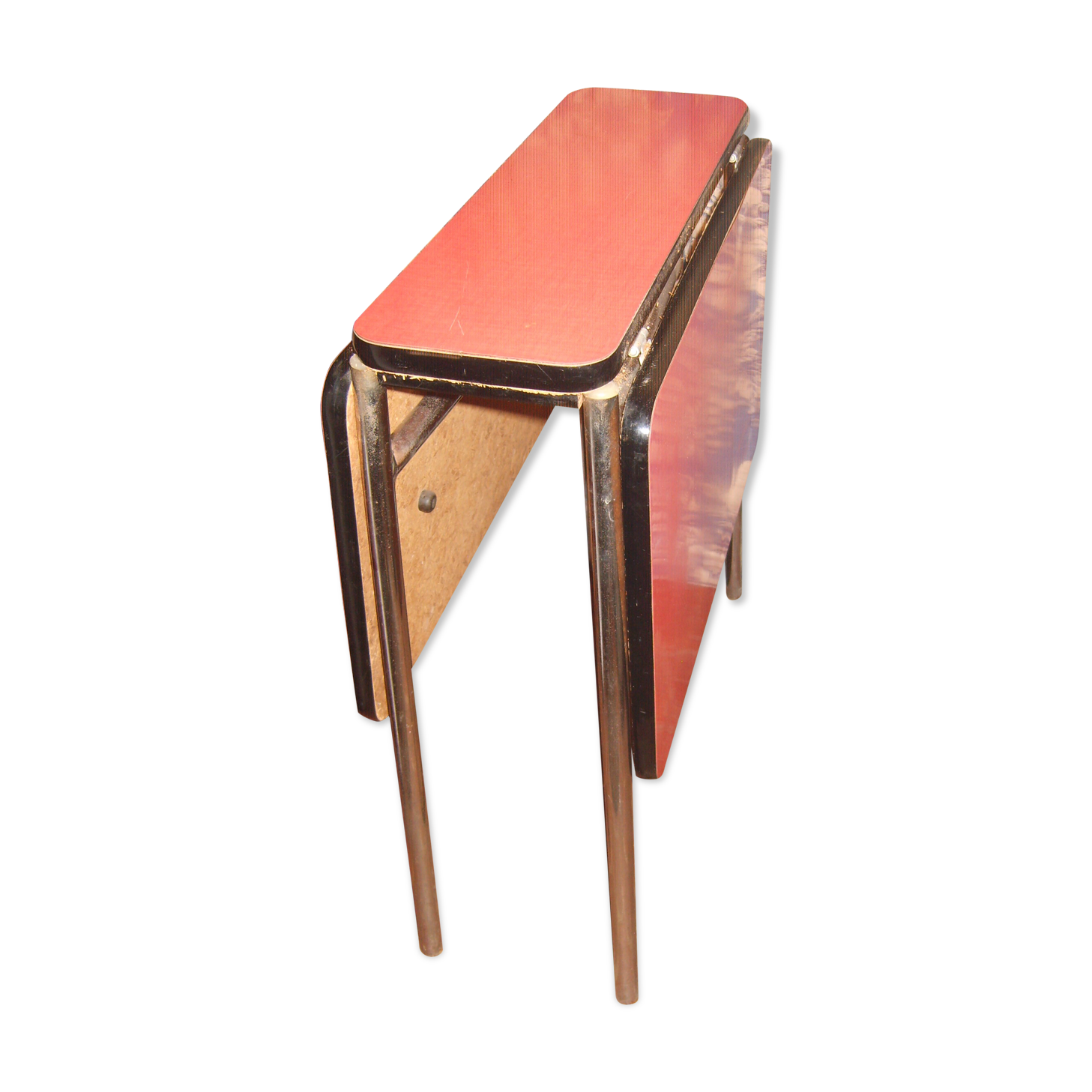Folding table