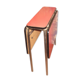 Folding table