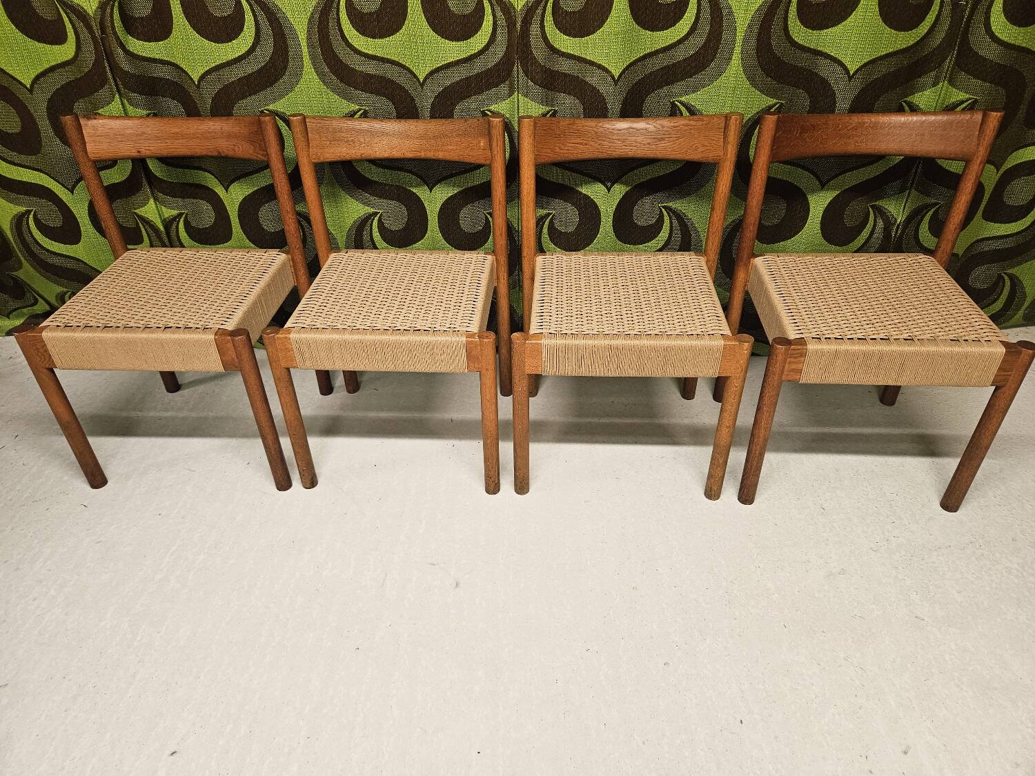 Set of 4 Danish chairs, 1970.